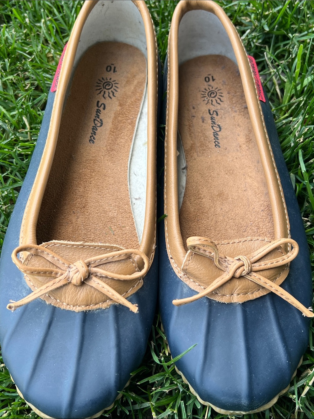 Sundance Navy and Tan -Duck Skimmers, Rain Shoes, Size 10 - Picture 2 of 7